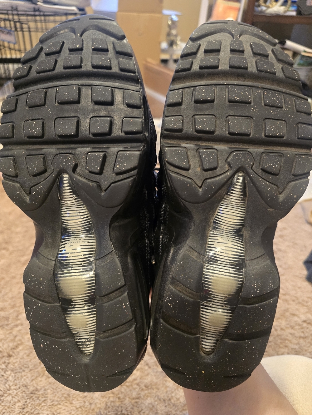 Nike Air Max 95 Essential “Triple Black” (Cj3906-001) Youth Size 7/Womens 8.5 - Picture 5 of 9